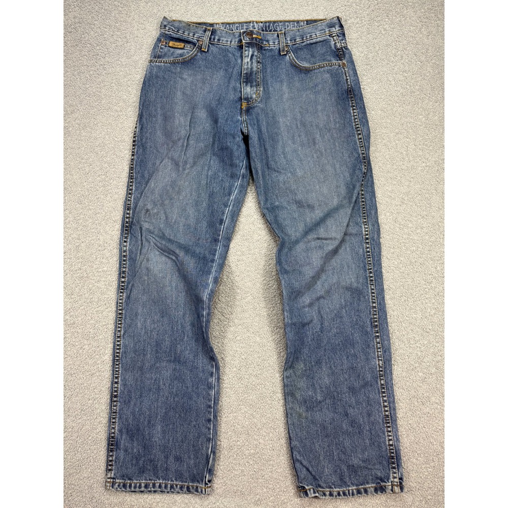 Vintage Wrangler Jeans Men's 34x32 Blue Denim Medium Wash Straight Leg Cotton